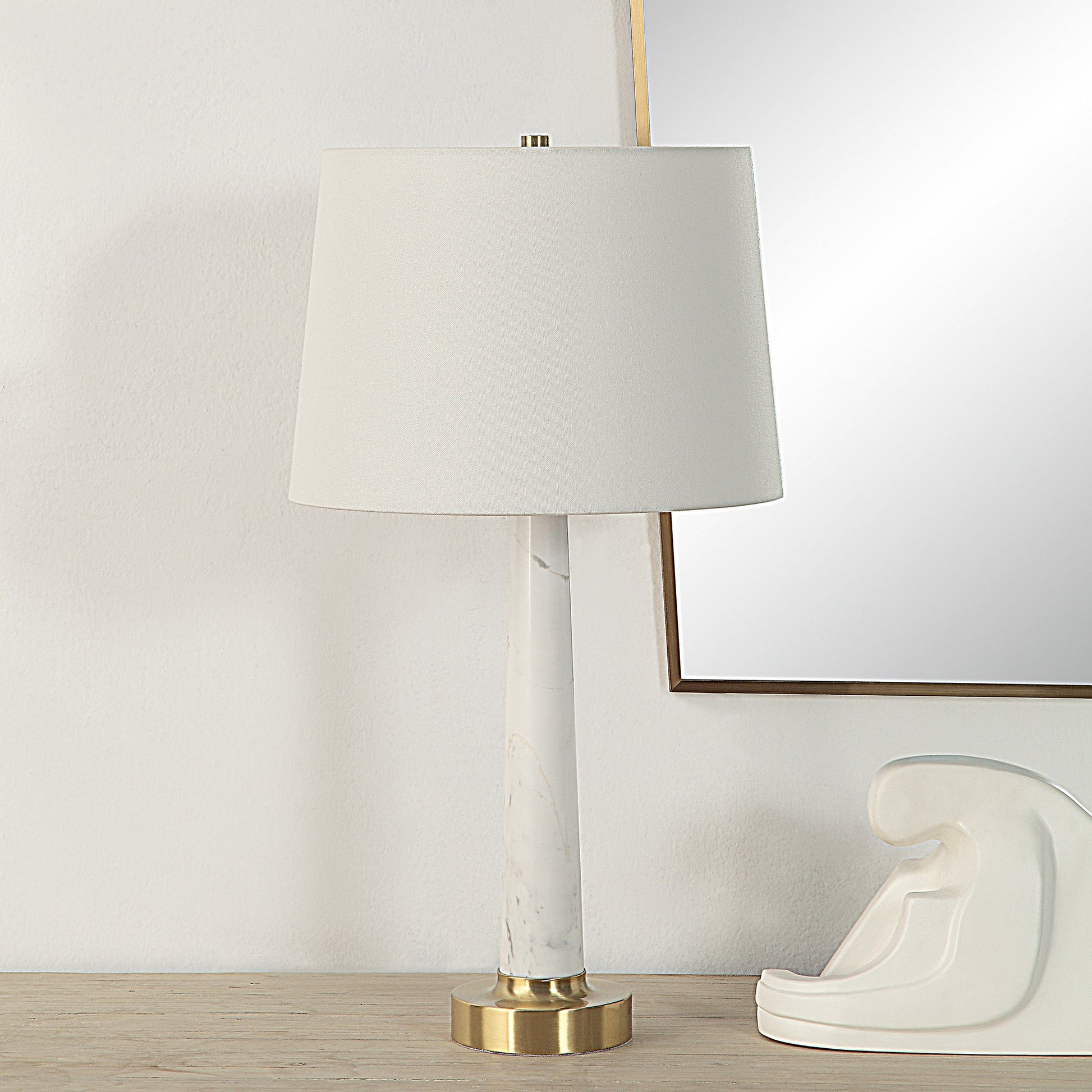 Regal Crest - Table Lamp