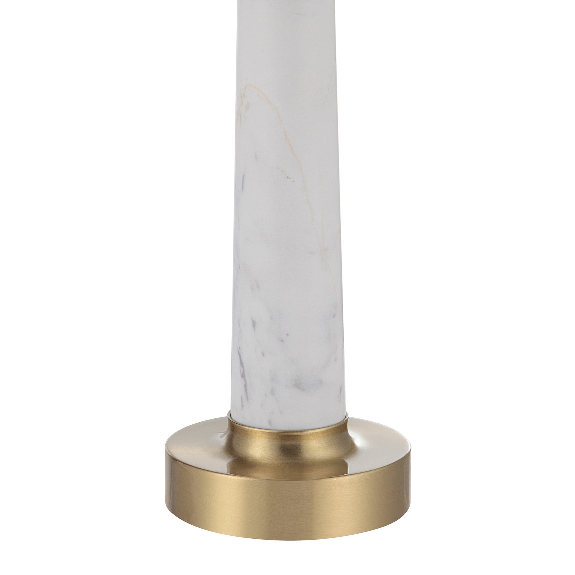 Regal Crest - Table Lamp