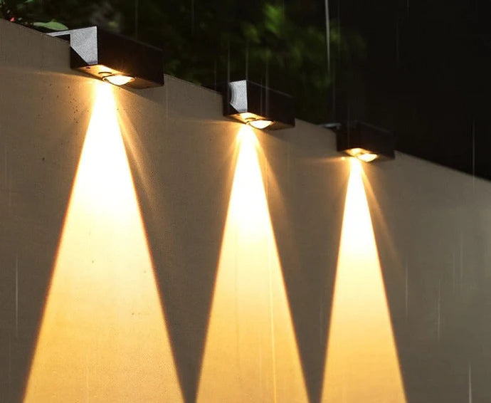 LumiRay - Weatherproof Solar Outdoor Light