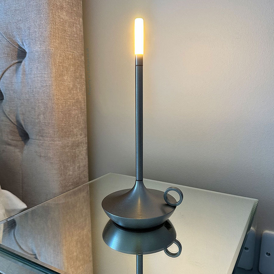 Retro - Aluminum Wireless Candlelight Lamp