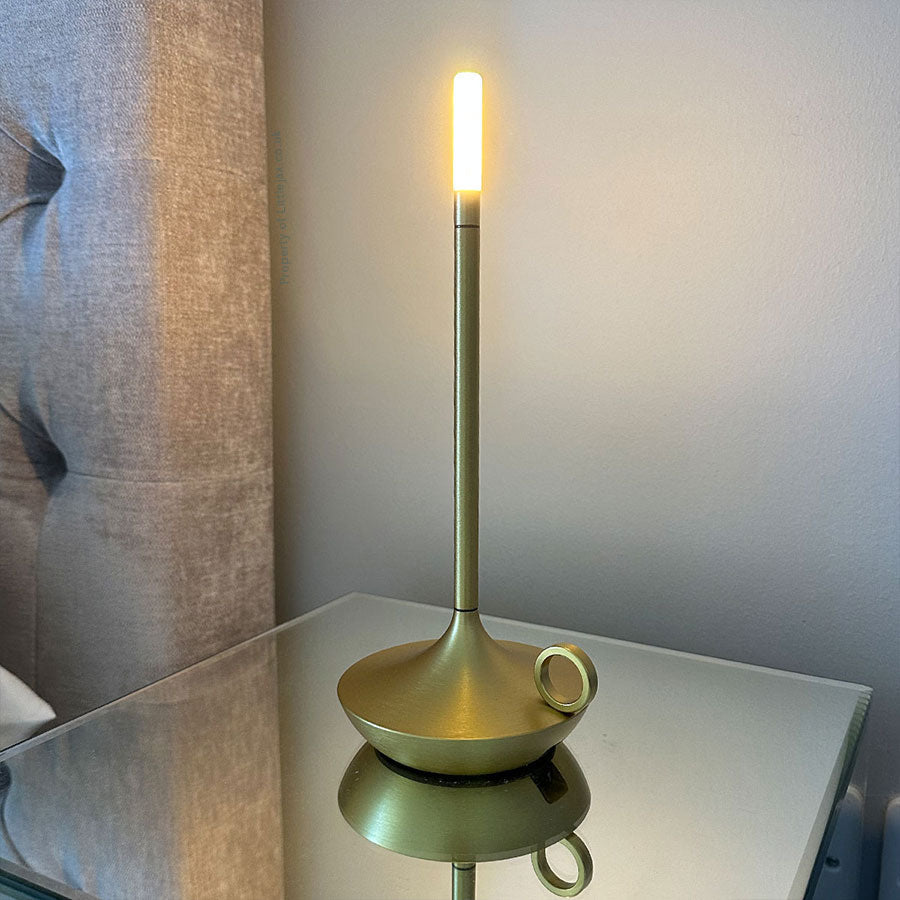 Retro - Aluminum Wireless Candlelight Lamp
