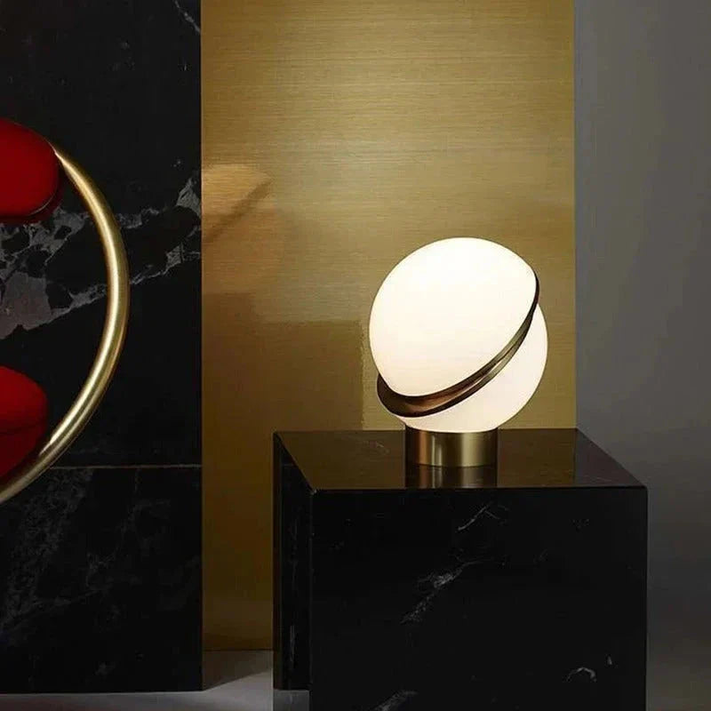 Aura - Round Glass Lamp